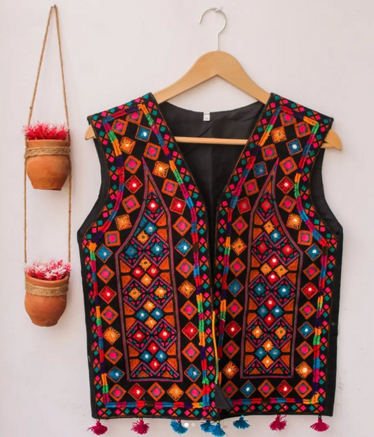 Sindhi Kotiya – Hand-Embroidered Jackets