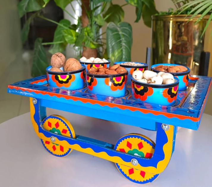 Tray on Wheels with Cup Compartments