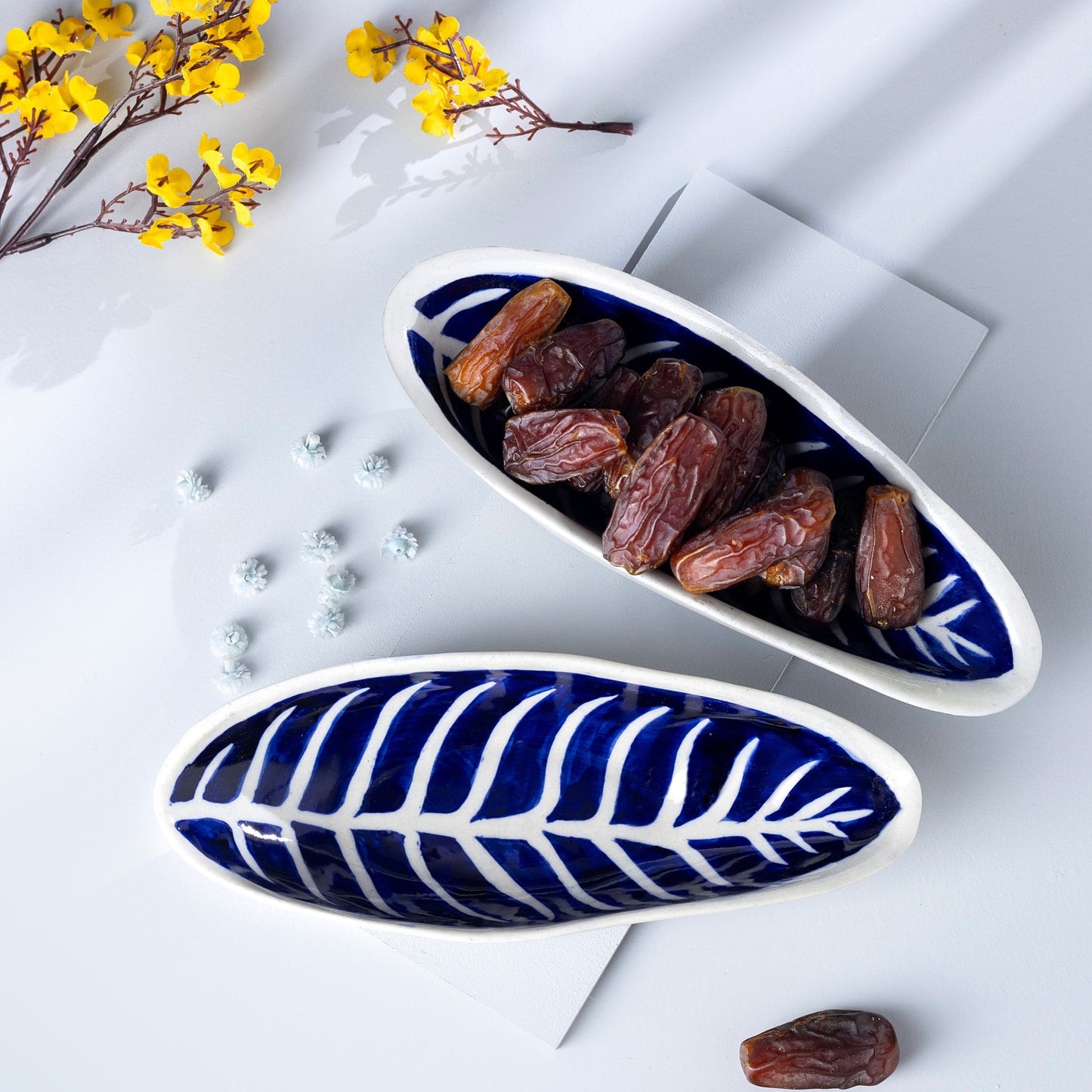 Leafy Pattern Ceramic Dish (Set of 2)